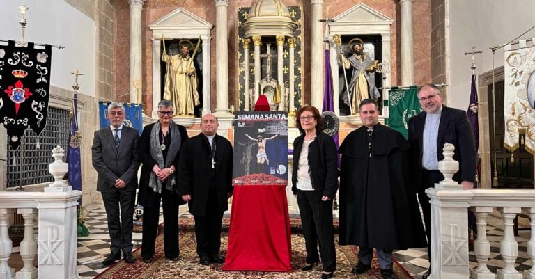 Santiago y Medina del Campo, unidas en el pregón de la Semana Santa