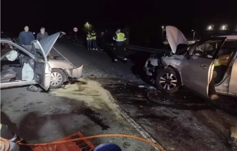 Un home ferido tras quedar atrapado nun accidente en Padrón
