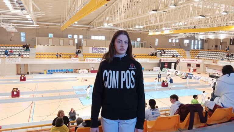 Natalia Díez culmina 35ª en el Campeonato de España cadete de esgrima
