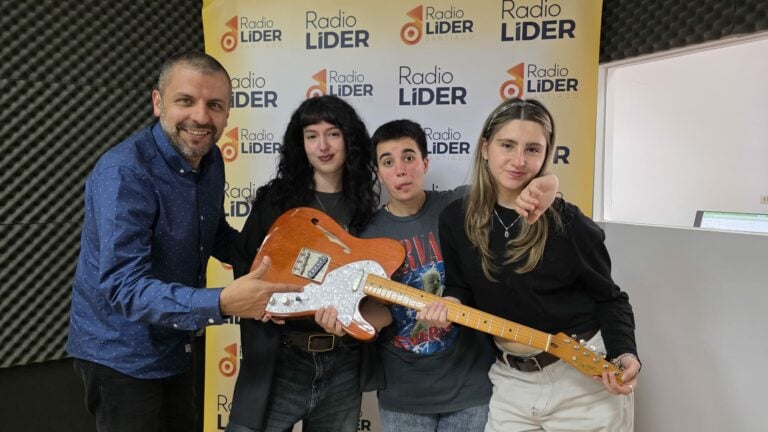Jade4 lanza su primer EP y se abre camino en la música gallega al ritmo del indie-rock