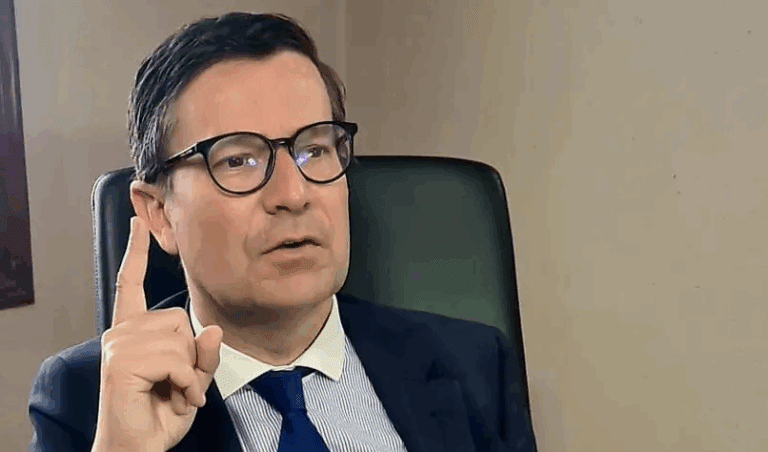 Juan José Vázquez-Portomeñe: «Hoy cualquiera puede difundir una mentira como si fuera verdad»