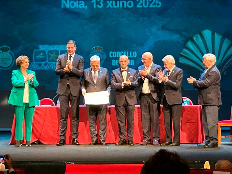 La Academia Xacobea honra la vocación jacobea de la Ría de Muros-Noia