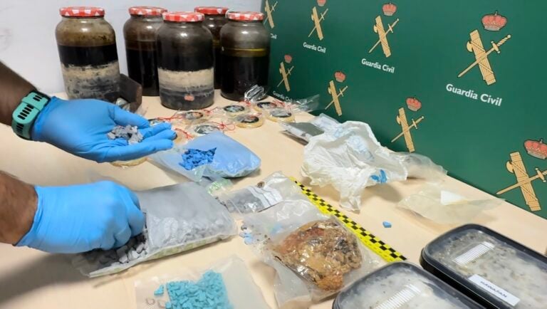 Desmantelado un importante punto de distribución de drogas sintéticas en Ordes