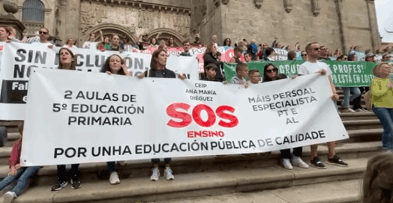 Familias e profesorado do CEIP Ana María Diéguez, en Asados (Rianxo), alertan da falta de recursos