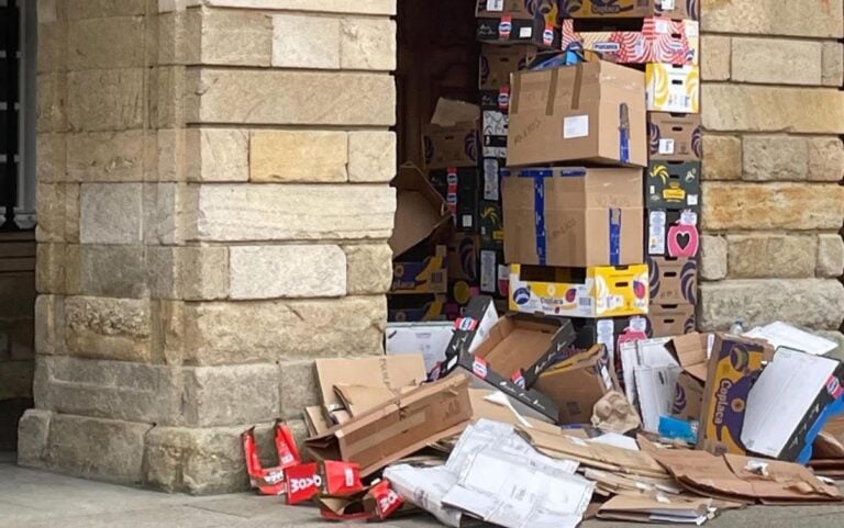 Urbaser Compostela: “Non hai folga encuberta, hai sobrecarga laboral e medios insuficientes”
