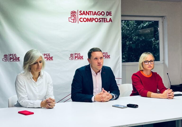 O PSdeG de Santiago denuncia un novo curso escolar marcado pola falta de profesorado e recursos