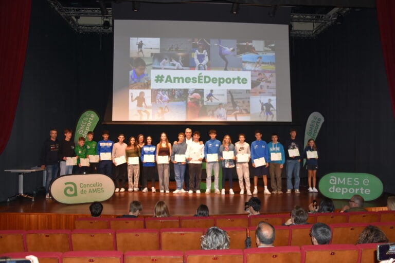 21 deportistas de Ames reciben axudas municipais por valor de 10.000 euros
