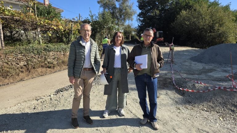 As obras da área de descanso da Fervenza das Hortas, en Arzúa, encaran a súa recta final