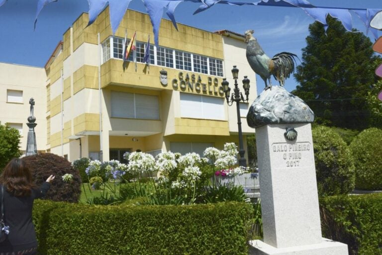 O Pino cédelle unha parcela á Xunta para construír vivenda protexida en Arca