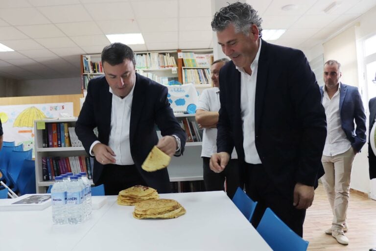 Concello de Boqueixón e Deputación asinan un convenio de 30.000 € para a Festa da Filloa de Lestedo