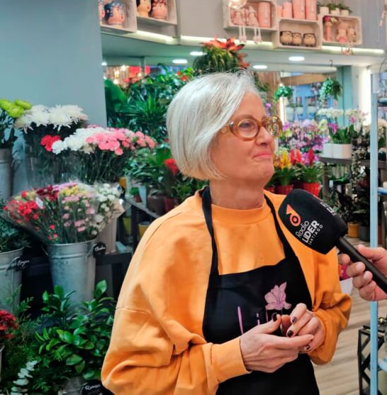 “Hoy y mañana son los días más fuertes”: Lilas Floristas vive su campaña más intensa del año por el Día de Difuntos