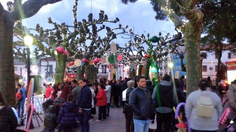 O Día do Comercio Local de Arzúa chega con récord de establecementos participantes