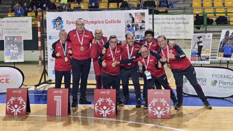 A asociación compostelá ASPAS, campioa nacional de fútbol sala de nivel 2