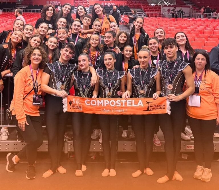 El Ximnasia Rítmica Compostela destaca en el EUSKALGYM con oro juvenil y dos quintos puestos
