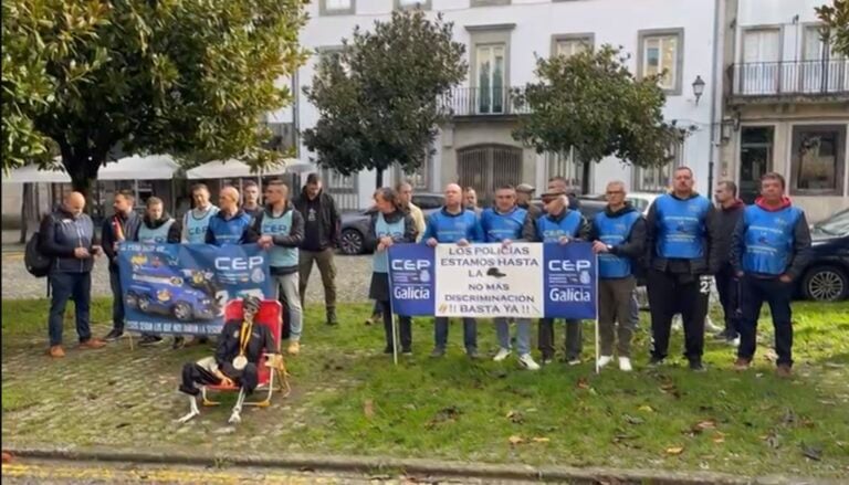 Policías Nacionales denuncian en Santiago el abandono de Interior ante la subida de la criminalidad