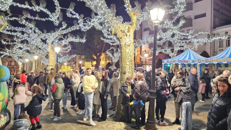O comercio e a hostalaría de Arzúa brillan nun Día do Comercio Local marcado pola alta participación