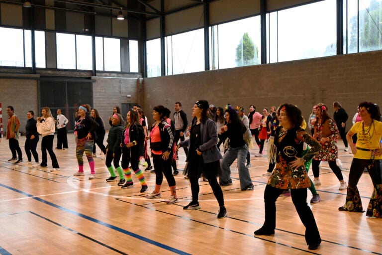 O Pino demostra a súa solidariedade na III Masterclass de zumba a prol de Acem