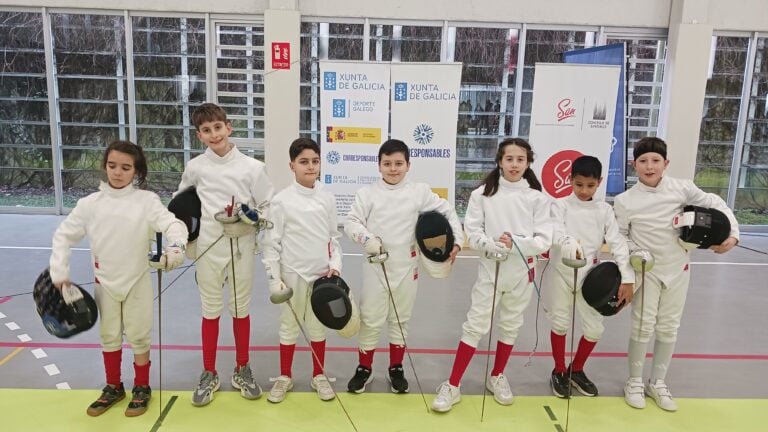Otra nueva jornada grandiosa para las bases del Compostela Esgrima
