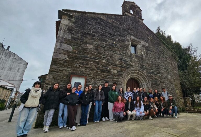 Arzúa pecha con éxito “Camiños, lendas e memoria”, unindo distintas xeracións arredor da súa historia