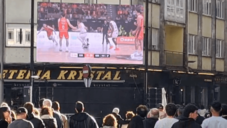 A afección volve reclamar unha pantalla xigante para o decisivo Obradoiro – Cantabria