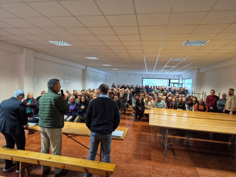 Máis de 200 veciños de Boqueixón infórmanse sobre a parcelaria de Lamas e contorna