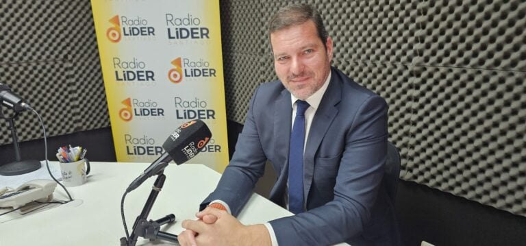 López Campos reivindica o “momento cultural extraordinario» e reprocha que Santiago «non aproveita o seu potencial”