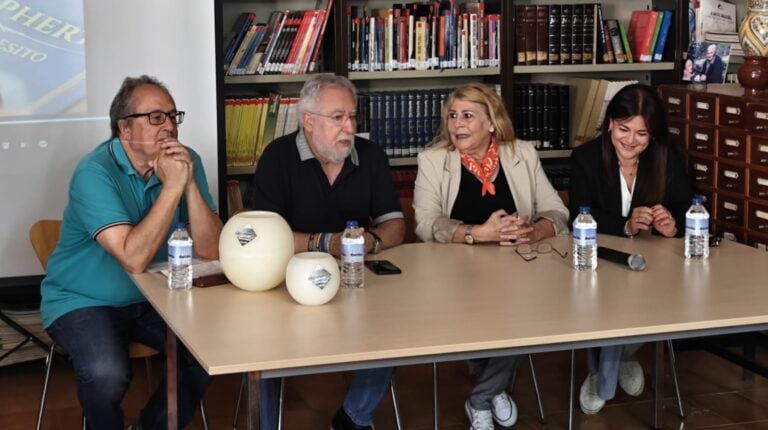 ‘Master Class’ sobre peluquería en la presentación de ‘Ruphert te necesito’ en Pontecesures