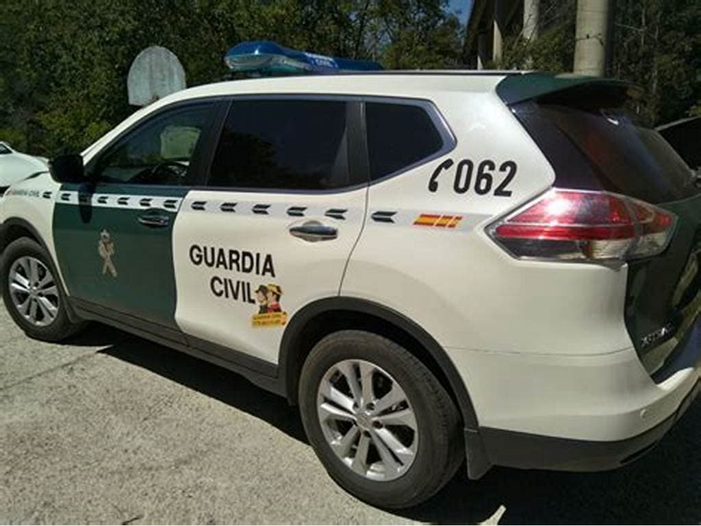 Tres detenidos por una decena de robos de aluminio en el entorno de Padrón y Pontecesures