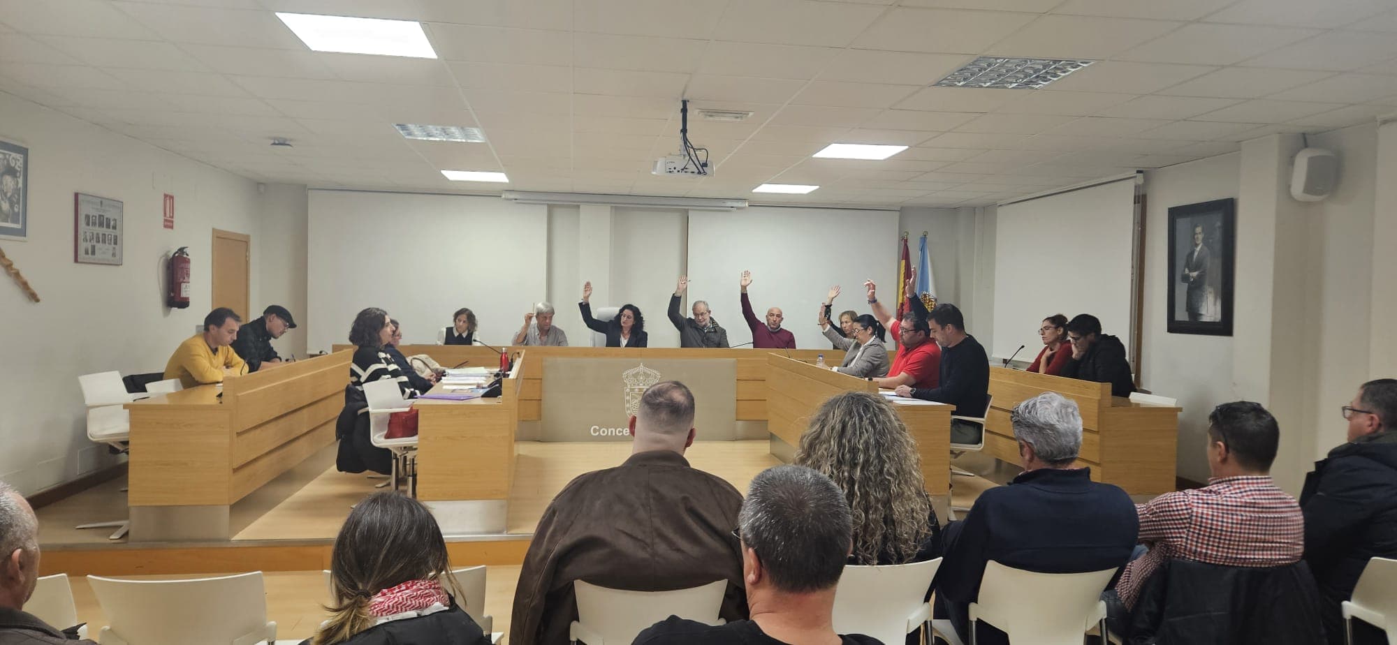 Pleno extraordinario en Teo para tratar a xestora de residuos da construción en Cacheiras