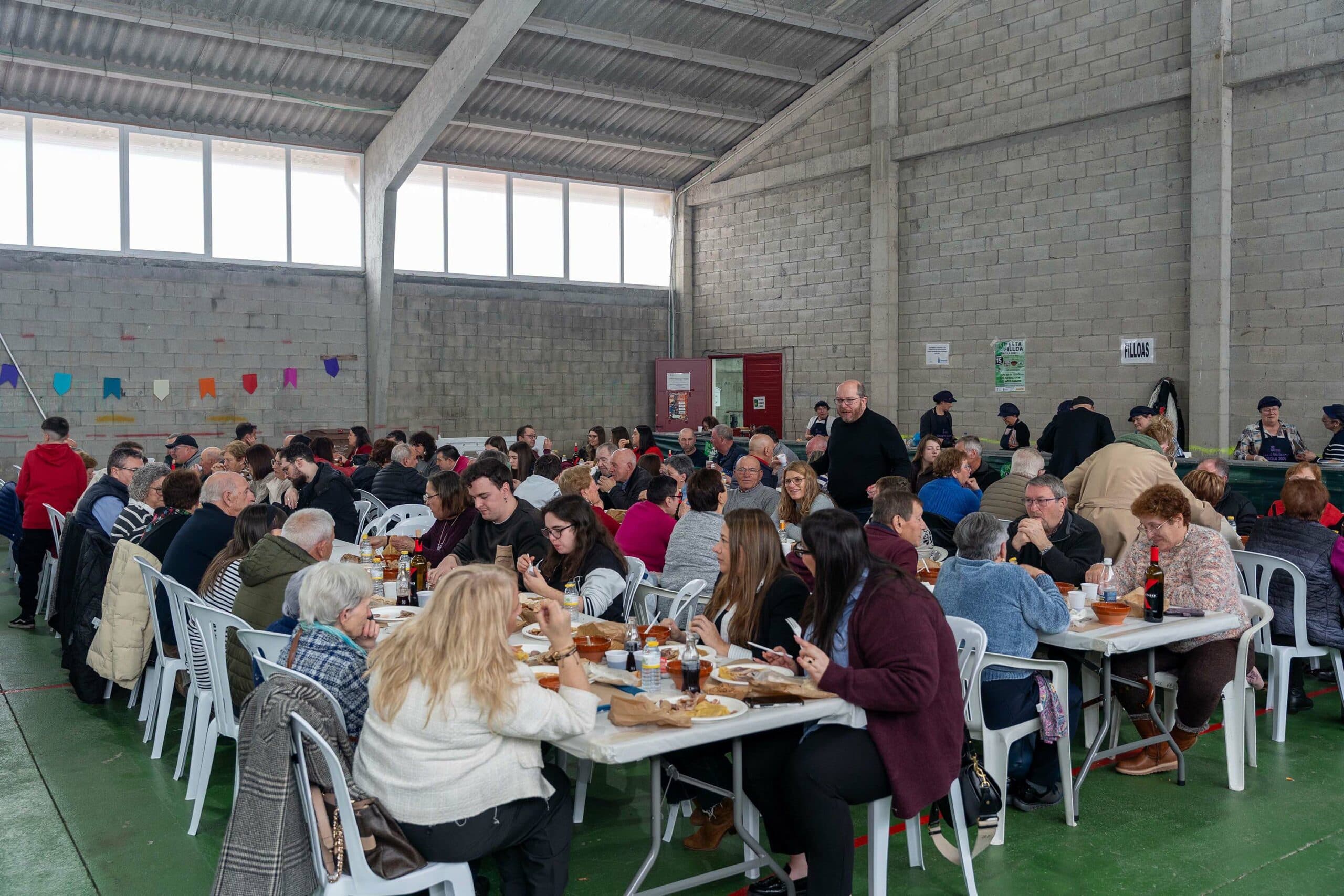 A parroquia de Abellá, en Frades, celebra este sábado a XII Festa da Filloa