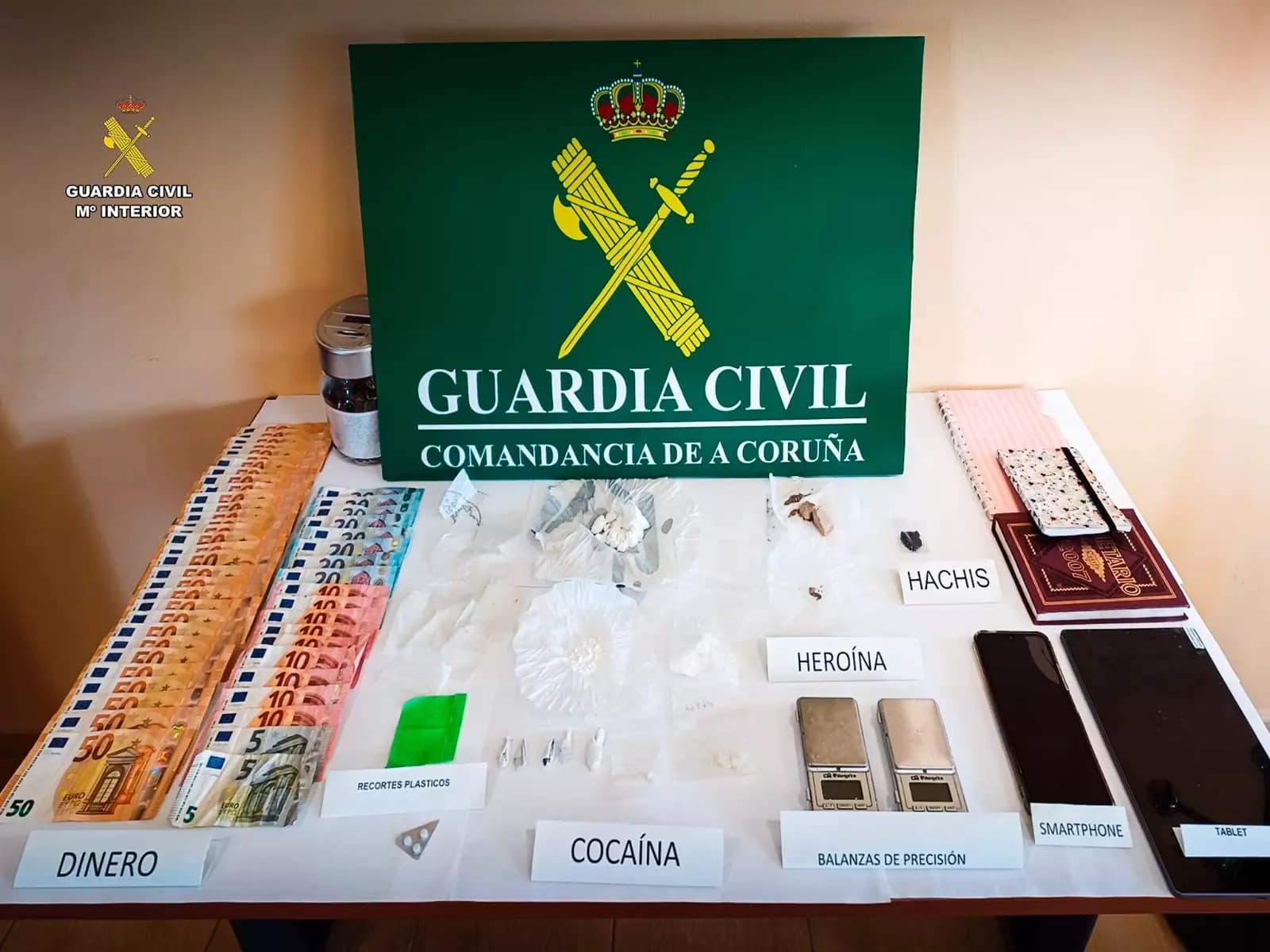 Siete detenidos y tres puntos de droga desmantelados en O Barbanza
