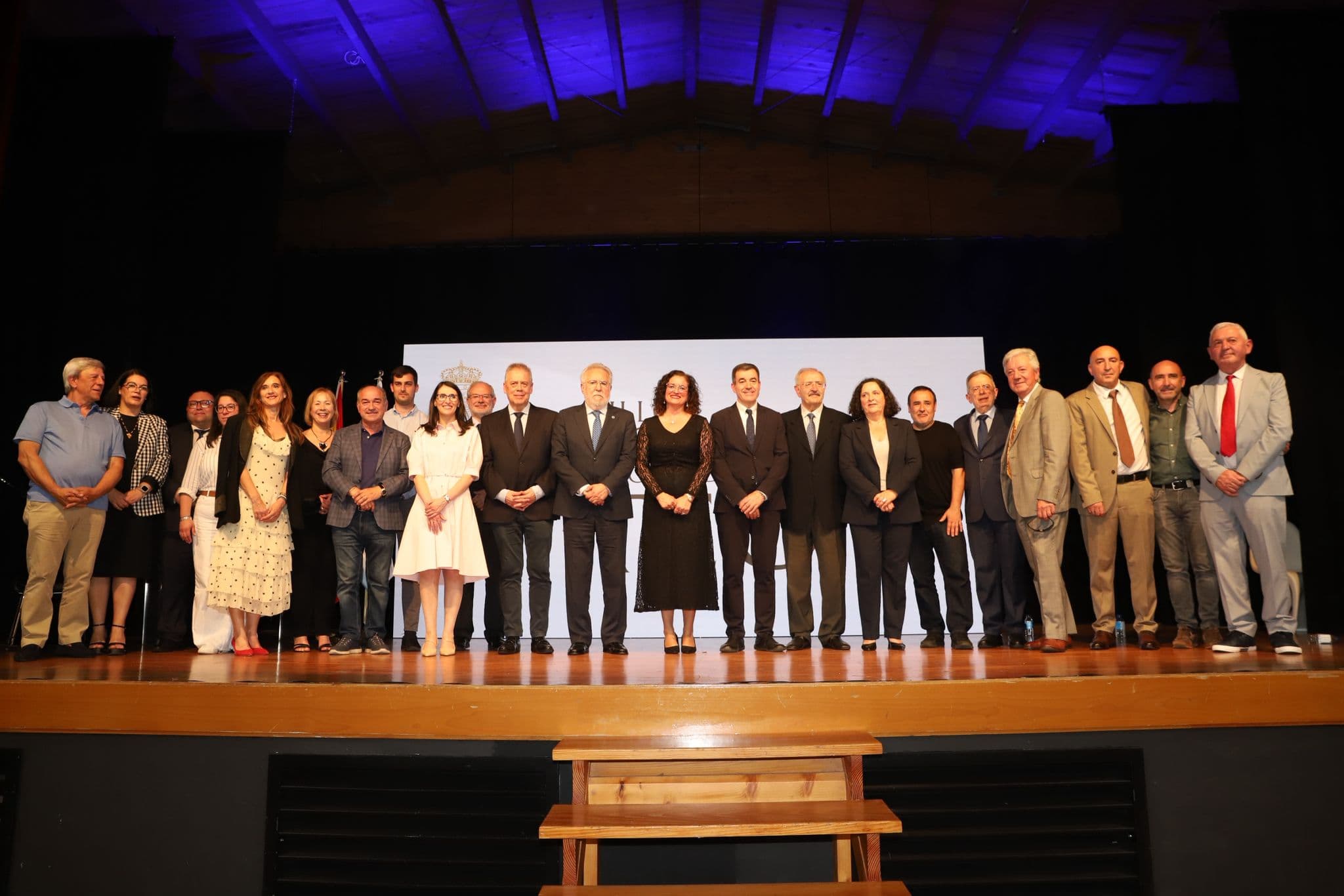 Calvo de la Uz enxalza o «traballo e singularidade» que aportan os novos Fillos Adoptivos de Teo
