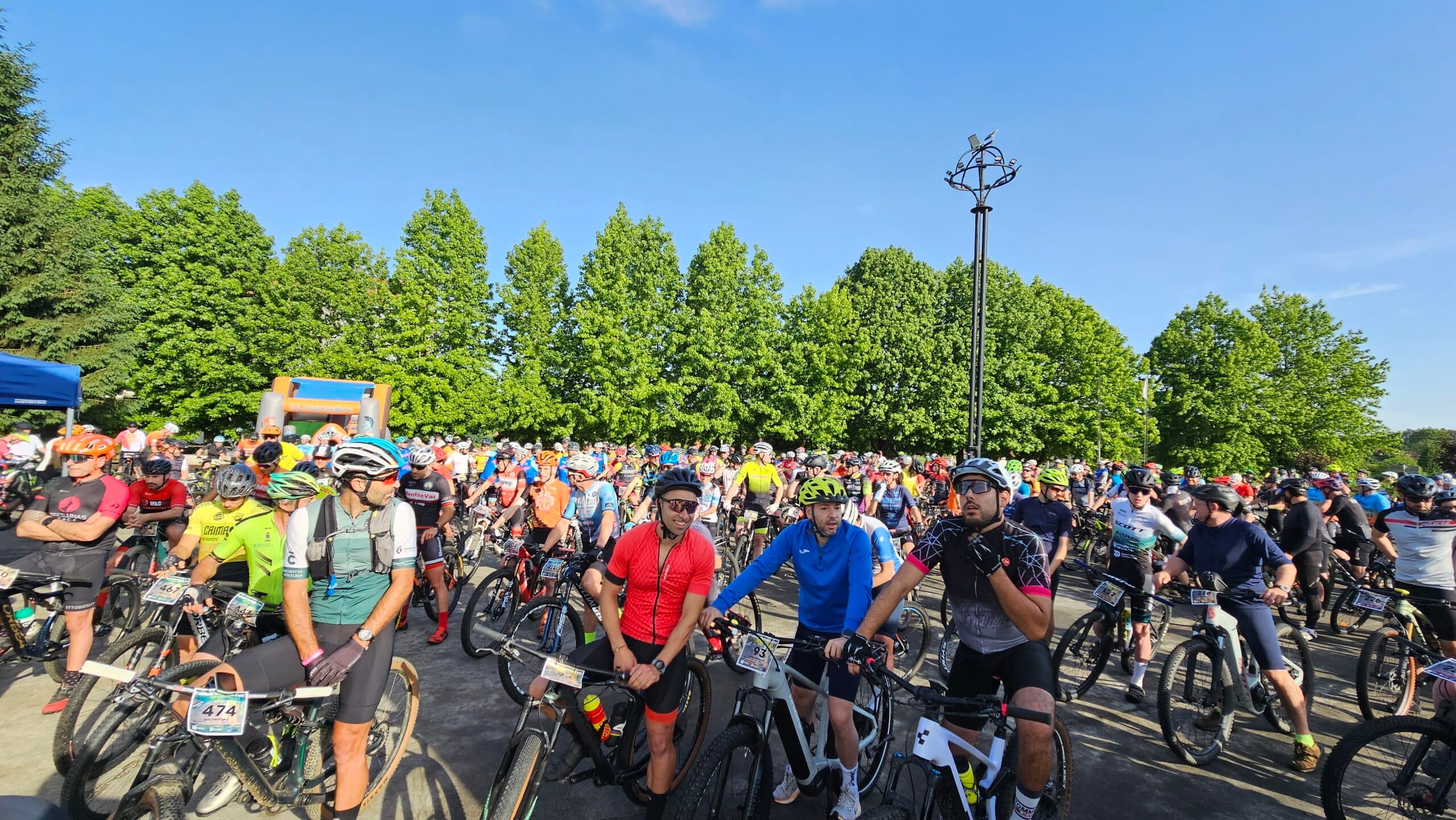 A Marcha Cicloturista BTT Arzúa Destino Verde consolídase cunha exitosa segunda edición